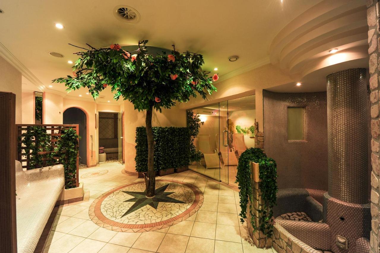 Alphotel Garni Salner Hotel 4*